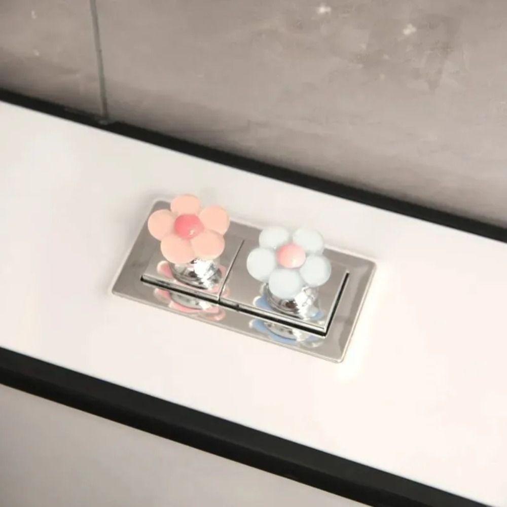 1/2PCS Labor-saving Toilet Lid Lifter Flower Shaped Bathroom Flush Switch Toilet Press Tool