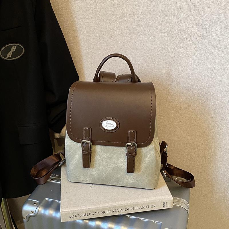 Premium sense retro women's backpack 2025 new commuting versatile super fire backpack going out travel small schoolbag