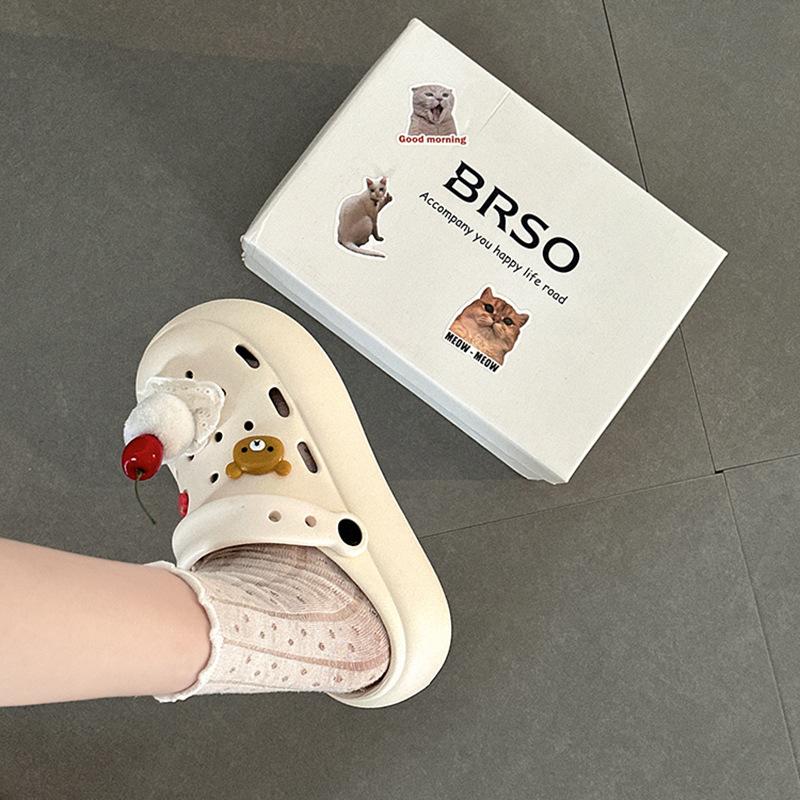 Fashion Thick-soled Hole Shoes Women's Spring and Summer New Bag Head Cool Slippers Women's Cartoon One-pedal Slippers
