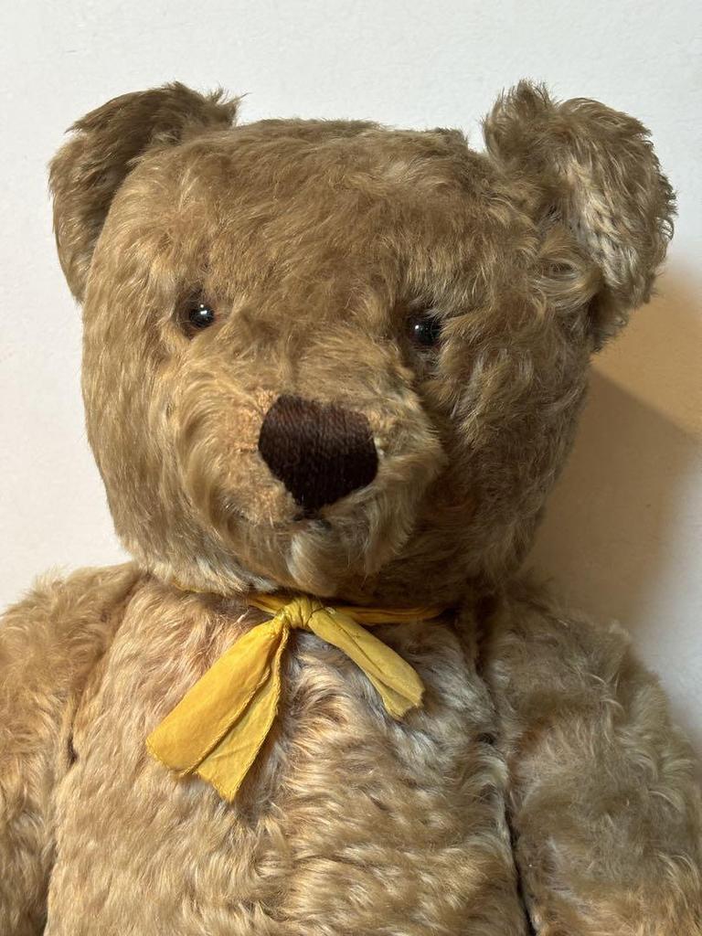 [USED] Vintage teddy bear, 52cm, cries from belly, moves limbs, yellow ribbon intact