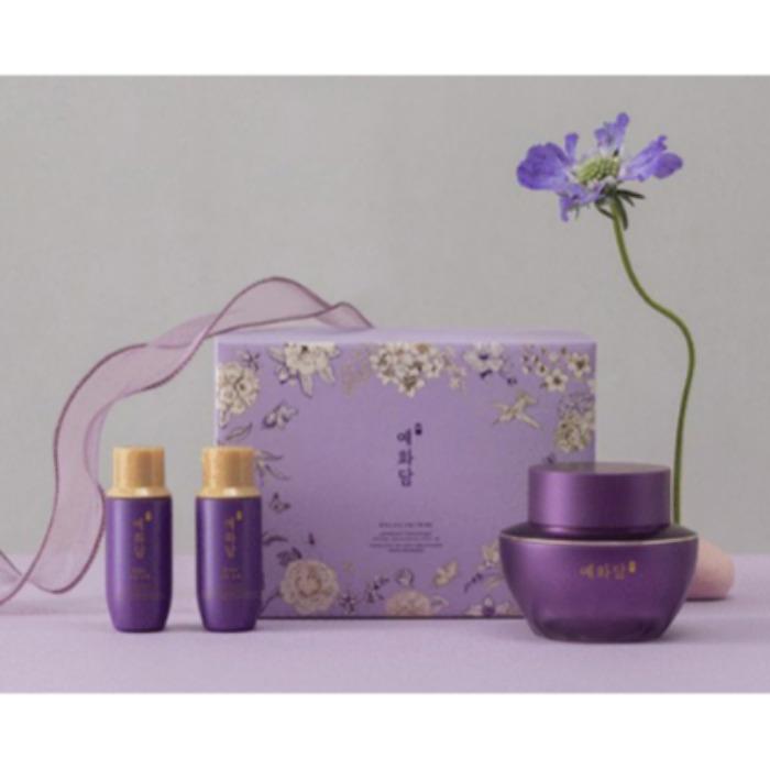 Yehwadam Hwansaenggo Boyoon Cream 3-Piece Skincare Set