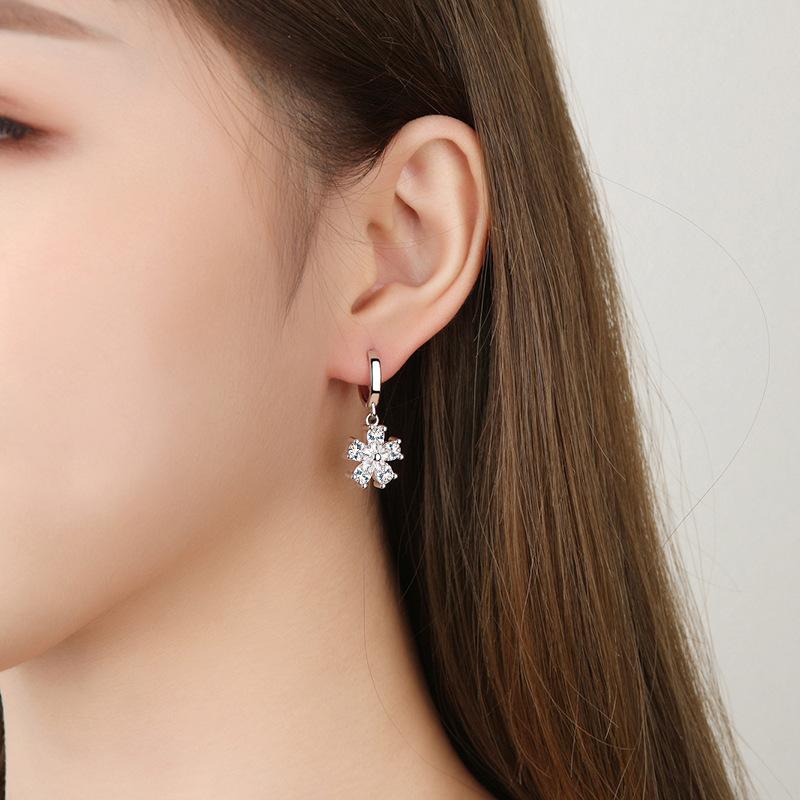 Lindon Copper Alloy Zircon Earrings Drop Earrings For Women Wedding Party Gifts