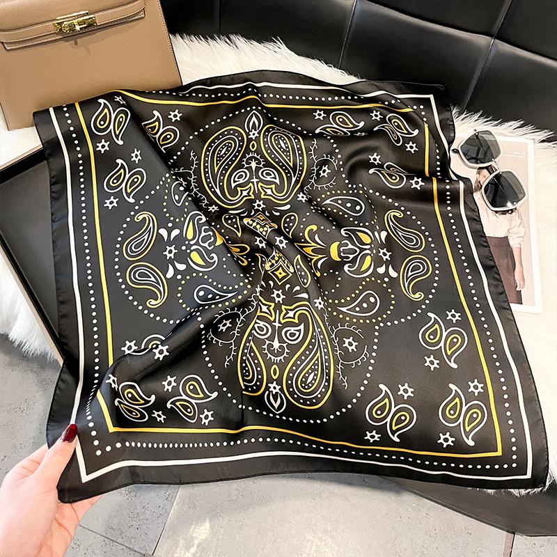 71Cm silk scarf women's high-end sense European and American hot-selling printed fashion scarf retro paisley cashew flower satin square scarf