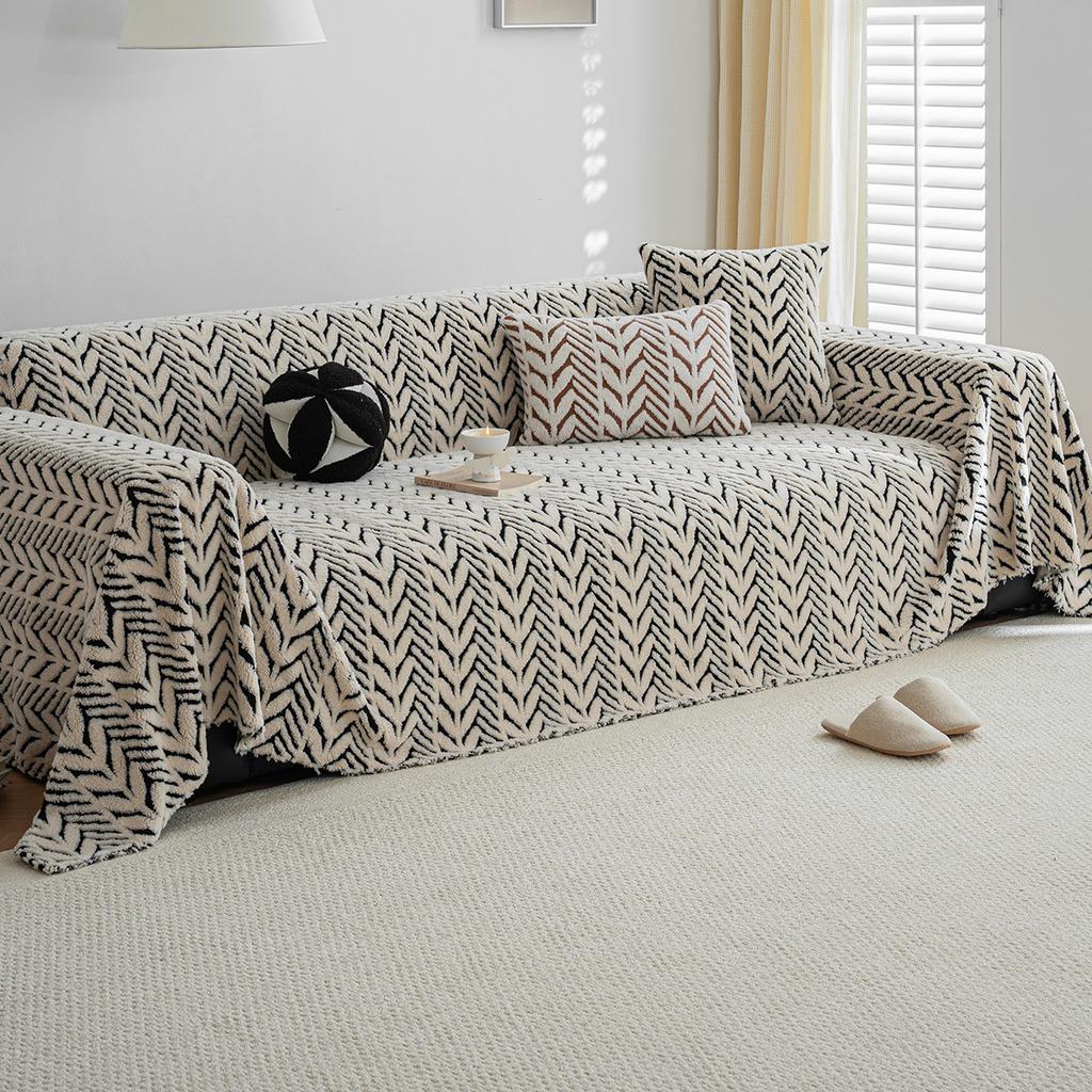 Плюшевый чехол-плед для дивана - Мягкий, уютный дизайн с волнообразным узором, плотный протектор для гостиной, спальни, декора, подходит для одноместных и четырехместных диванов