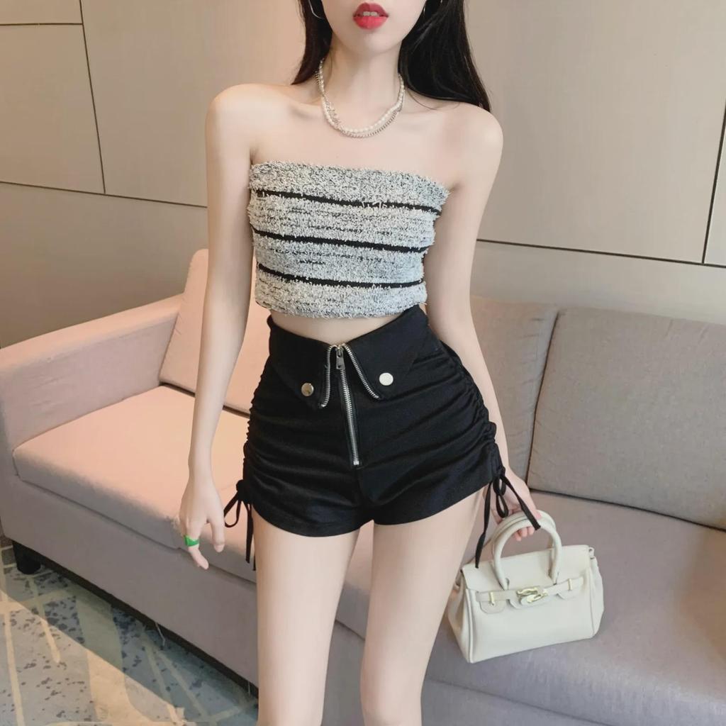 Черные шорты с высокой талией на кулиске - Женские А-силуэта суперкороткие шорты, Осень 2025 Нишевый дизайн