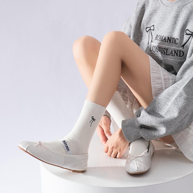 Осенние носки, Женские вышитые носки до середины икры с бантом в стиле Лолита, ретро, трендовые однотонные универсальные хлопковые носки