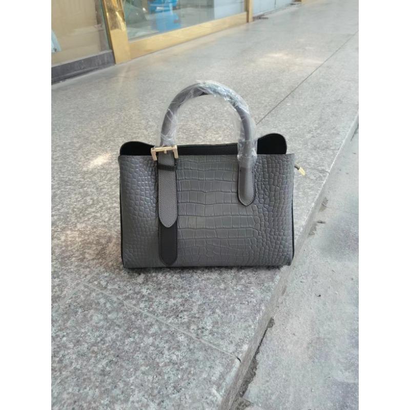 Genuine Leather Handbag Large Capacity Stylish Atmosphere Crossbody Commuter Bag for Middle-aged Women