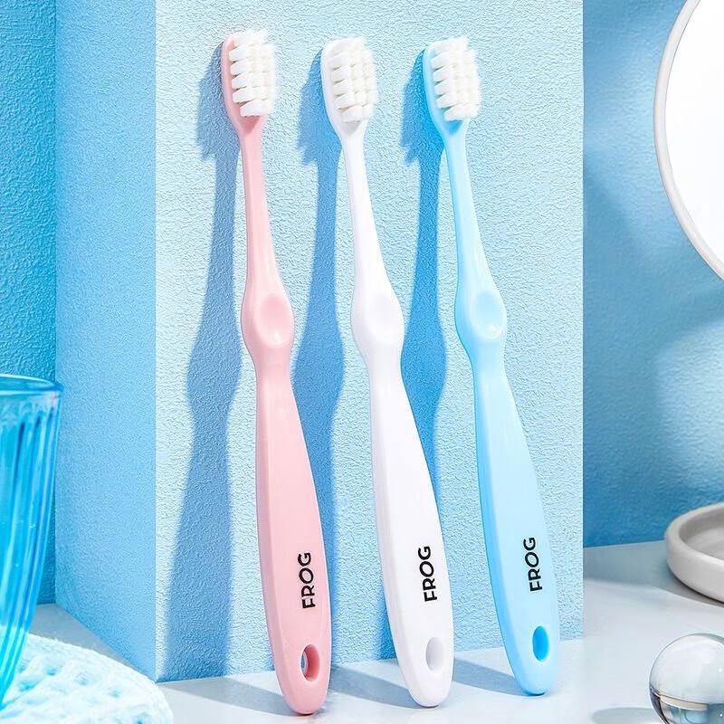 Frog Dual-Effect Pro+ 985 C3 U-Shaped Soft Bristle Toothbrush, 2-Pack