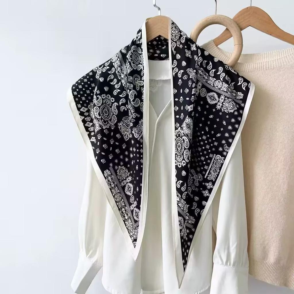 Fashion polka dot printed triangle towel women's summer fashion versatile commuter travel sunscreen scarf dual-purpose decorative fart curtain