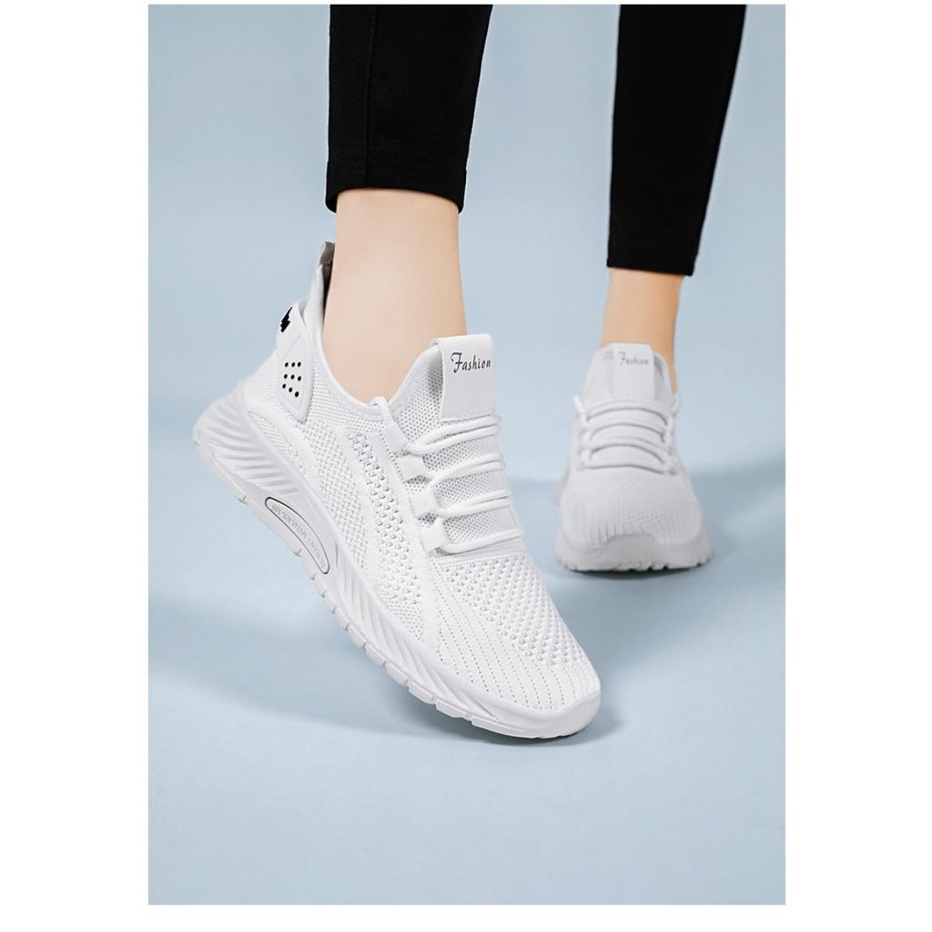 Женская летняя спортивная обувь большого размера