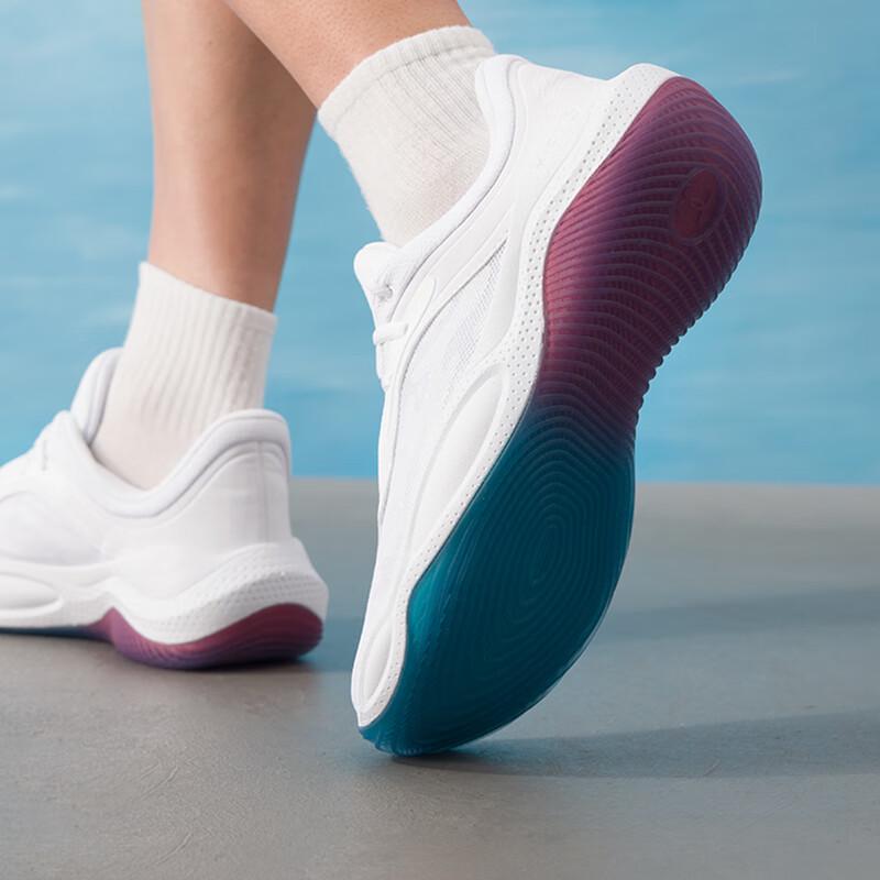 Under Armour CURRY Splash Low-Top Basketball Shoes