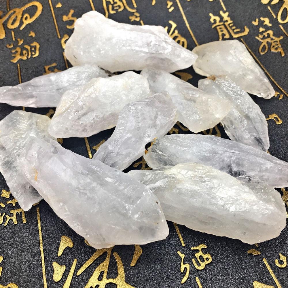 50 г натурального необработанного белого кристалла кварца, целебного камня, большого образца
