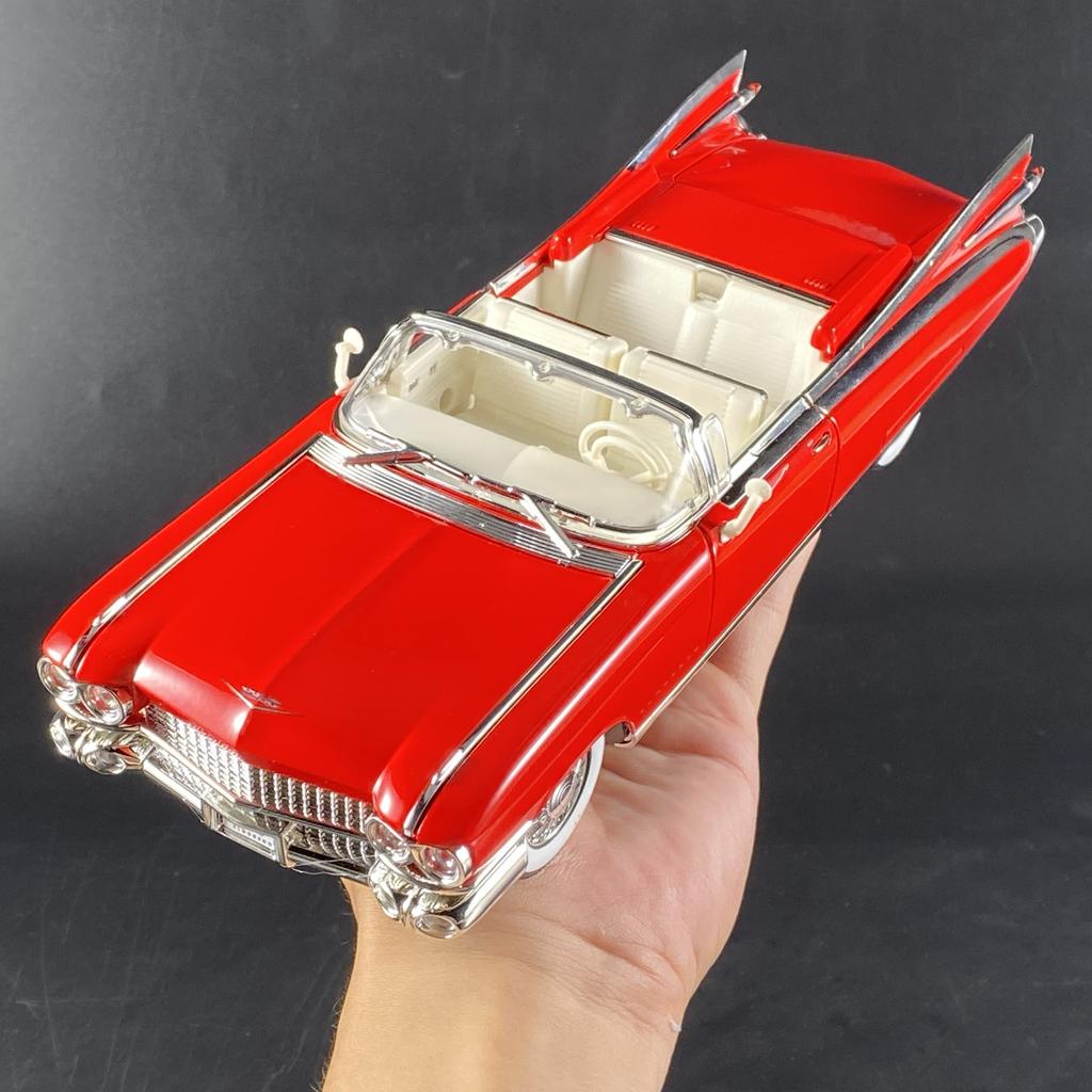1:24 Cadillac Eldorado Biarritz 1959 Series 62 Luxury Car Alloy Diecast Model Car Trendy Toy Ornaments Decoration Collection Boy