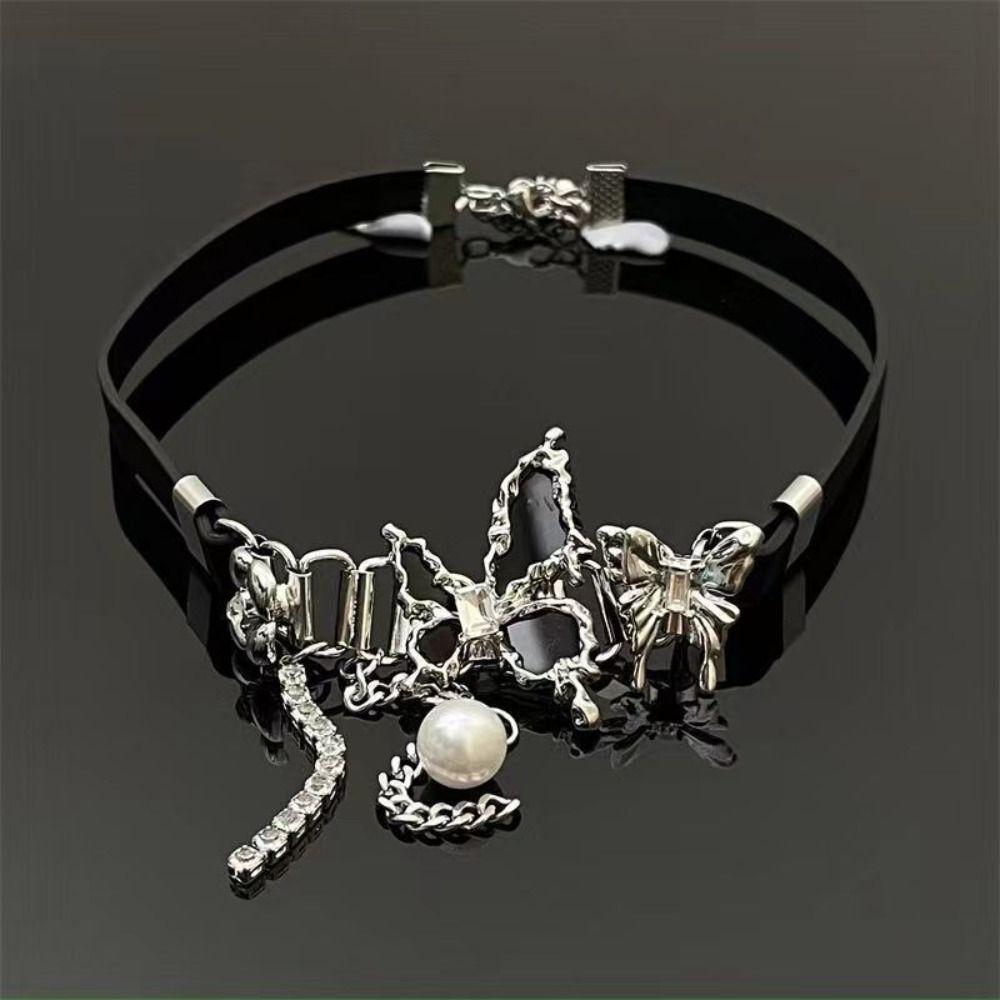 Y2K Vintage Butterfly Necklace Clavicle Necklace Goth Choker Sweet Cool Leather Choker