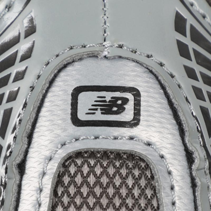 New Balance 740 Металлик Темно-серый
