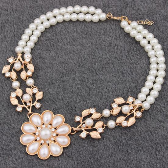 Double-Layer Flower Pendant Faux Pearl Elegant Chain Necklace for Dating