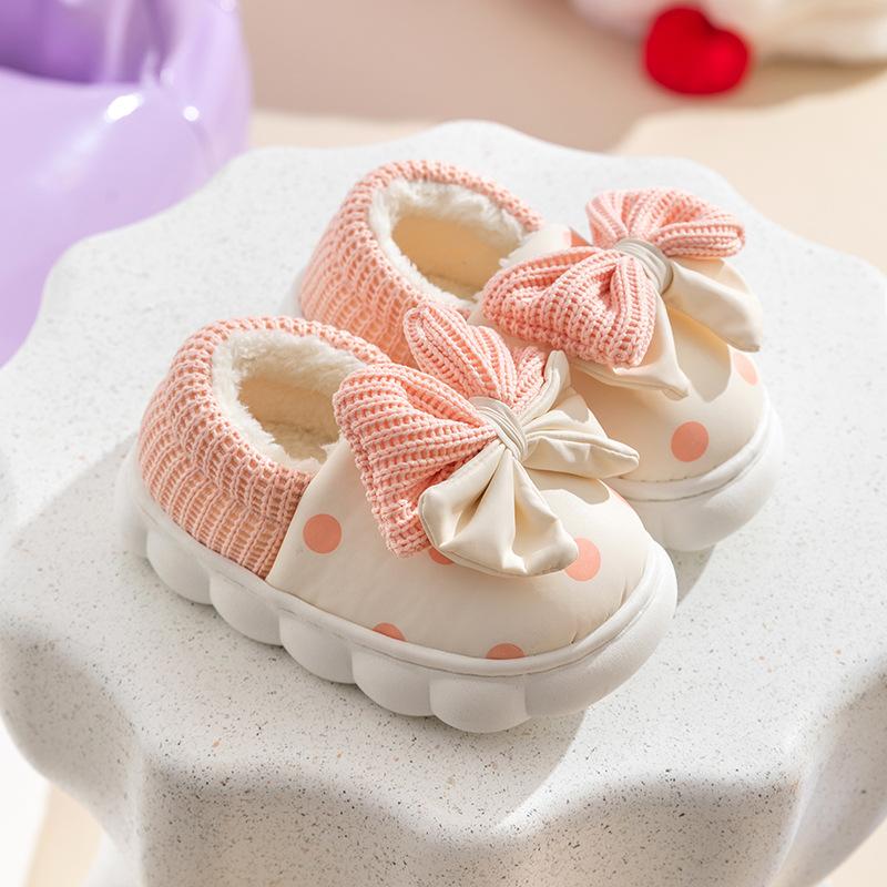 Зимние домашние туфли для девочек из хлопка на платформе, водонепроницаемая кожаная сумка с бантом, большая детская сумка и хлопковые тапочки из бархата