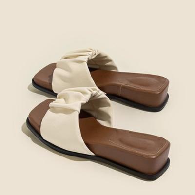 Модные плиссированные клинья Женские тапочки Туфли на среднем каблуке Летние повседневные сандалии-слингбэки 2025 Модные шлепанцы Дизайнерские пляжные эспадрильи