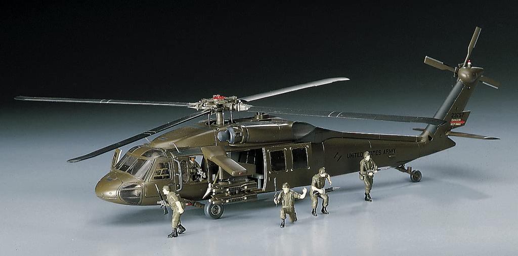 Hasegawa Пластиковая модель вертолета Black Hawk армии США D3 1/72 UH-60A