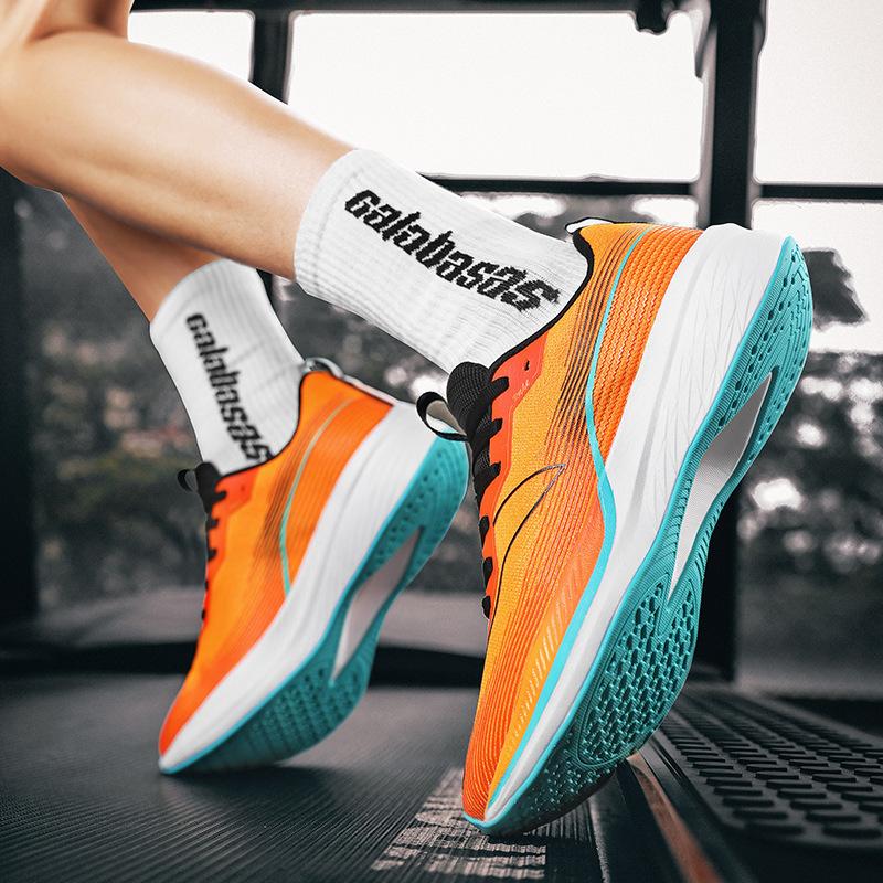 Summer racing running shoes couple breathable running shoes gradual change non-slip men's and women's casual sports shoes