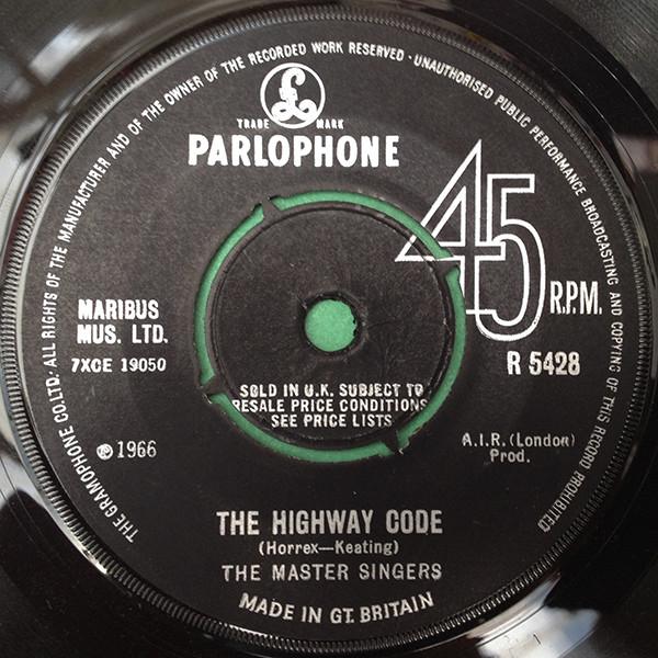7-дюймовая пластинка MASTER SINGERS - The Highway Code R5428 Parlophone 1966 UK Поп Б/у