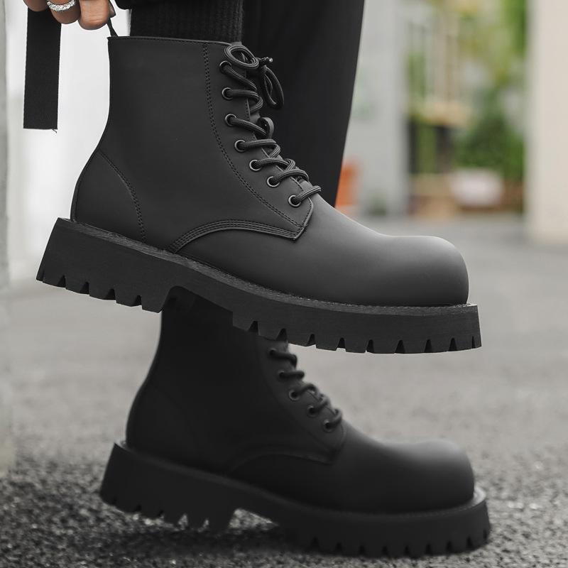 2024 new men's niche high-top Martin shoes men's fashion versatile autumn and winter matte black men's boots 8231-J
