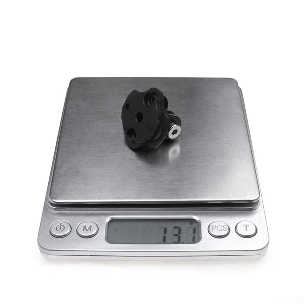 Содержимое упаковки Крепление для велосипедной спортивной камеры Спортивная камера