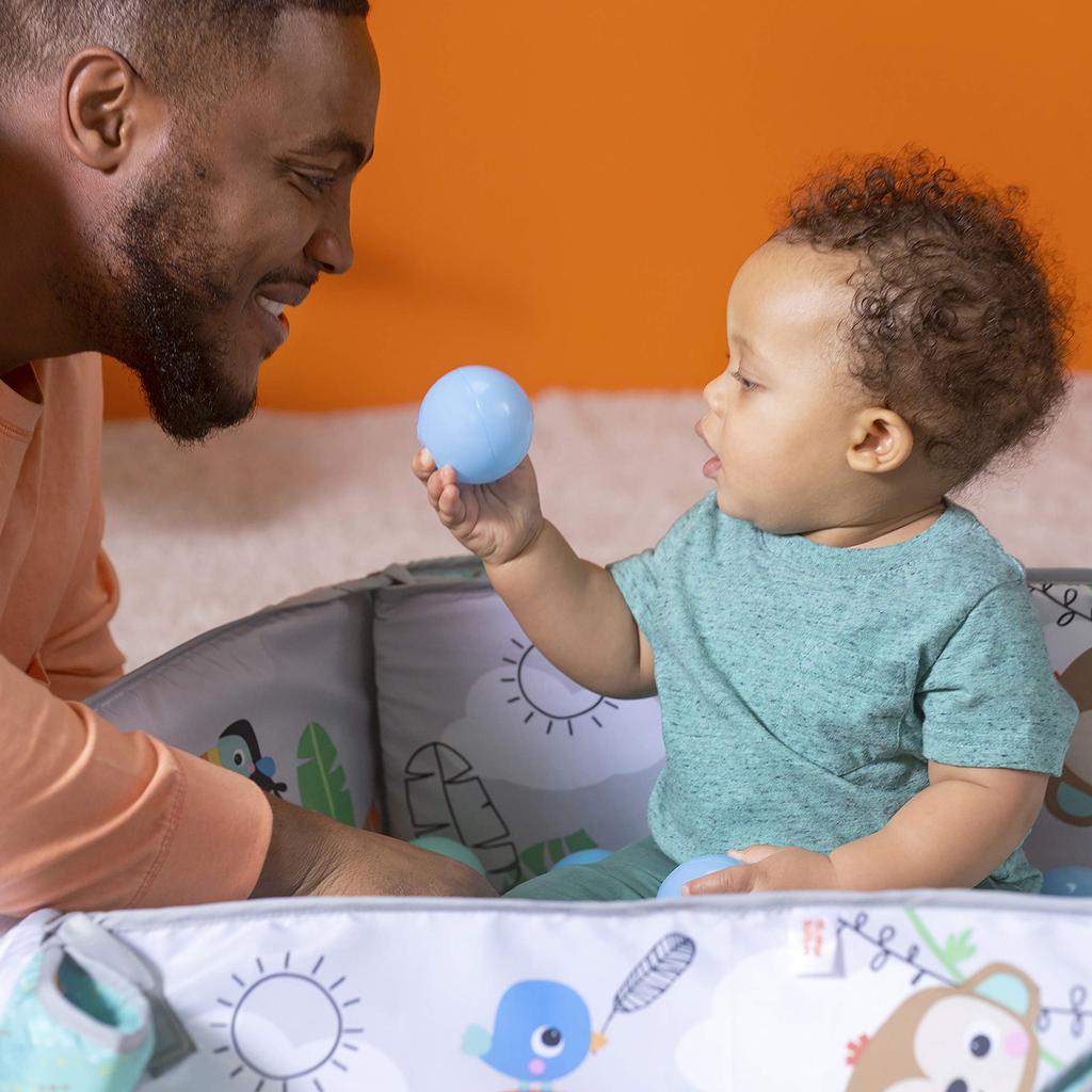 Bright starts Игровой центр 5 в 1 с шариками Месяцы и бассейн с шариками Музыка Свет Развивающая игрушка Оборудование для игр в помещении Упражнения для всего тела Тропический 12624 You-Away