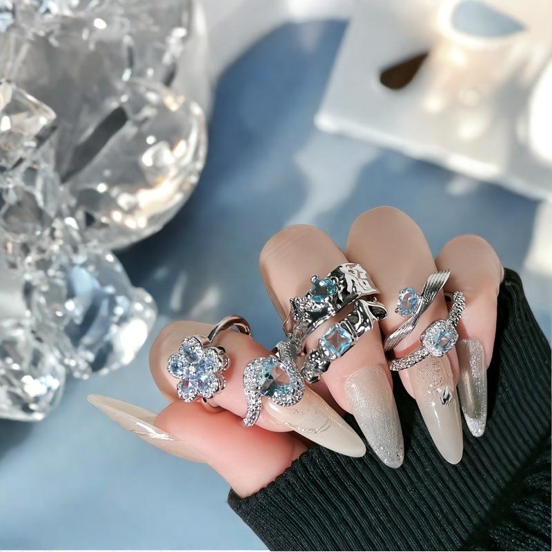 High-End Light Luxury Sea Blue Zircon Exquisite Open Ring Four-Leaf Clover Fashion Women'S Cold Wind Niche Ring