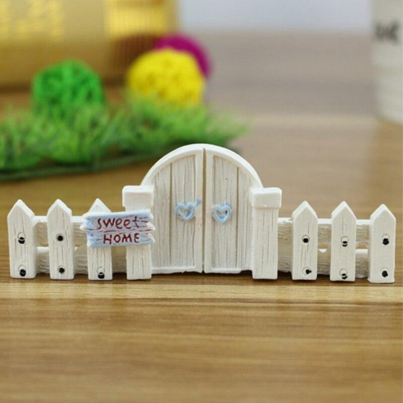 DIY Micro-landscape Fence Railings Decorative Wooden Fence Ornament Diy Resin Design Craft Mini Gard
