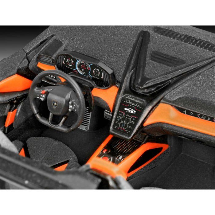 Maquette de voiture en plastique - Revell - Lamborghini Revuelto - 1:24 échelle - Non assemblé - Non peint - 100 pièces