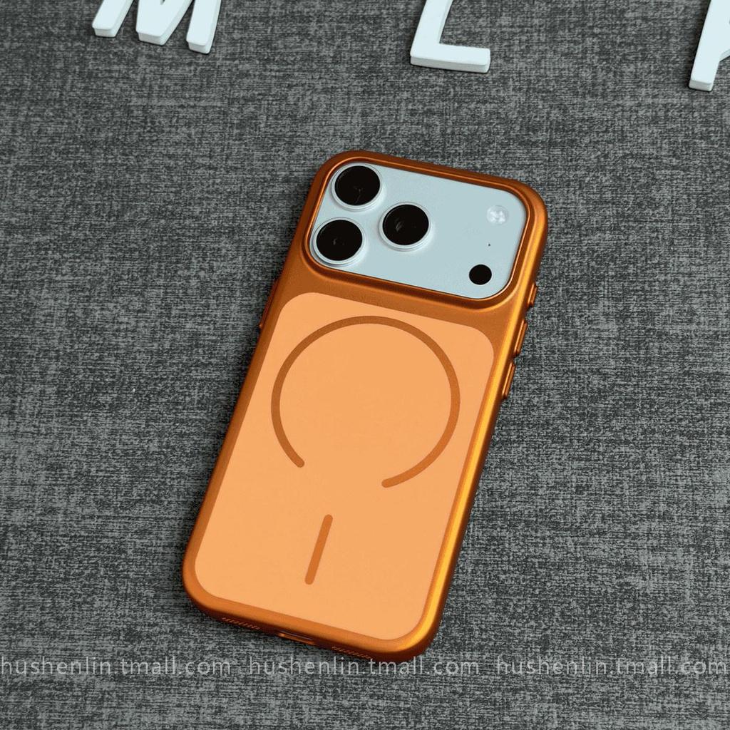 Совместимо с Apple iPhone 17 Pro Max: Премиальный Магнитный Матовый Защитный Чехол из Поликарбоната