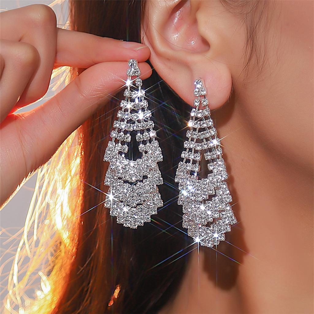 Super Flash Full Diamond Long Earrings Light Luxury Fashion Temperament Earrings Bridal Fashion Earrings Women's Earrings 1 Pair