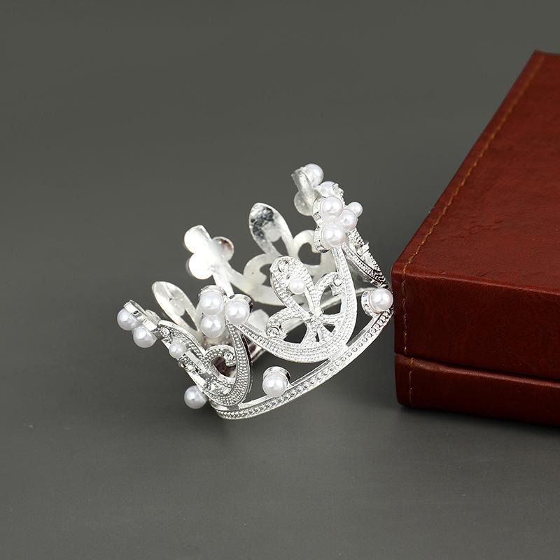 Mini Birthday Crown Cake Decoration Peach Heart Crown Baking Decor