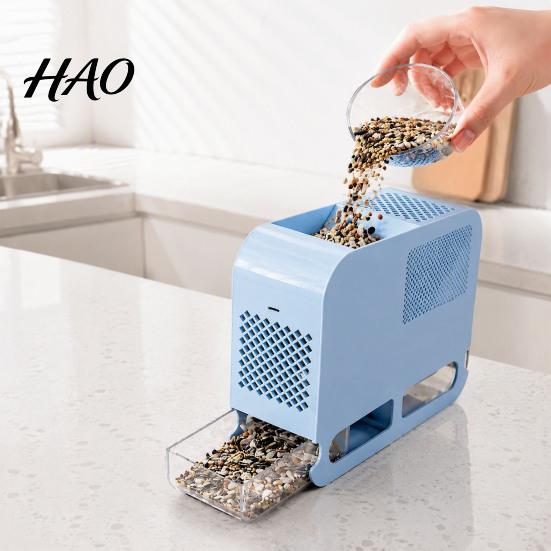 Millet Birdseed Cleaner Electric Shell Separator, Bird Feed Blowing Machine, Quiet Air Separator Automatic Husk Remover for Parrots Cockatiels
