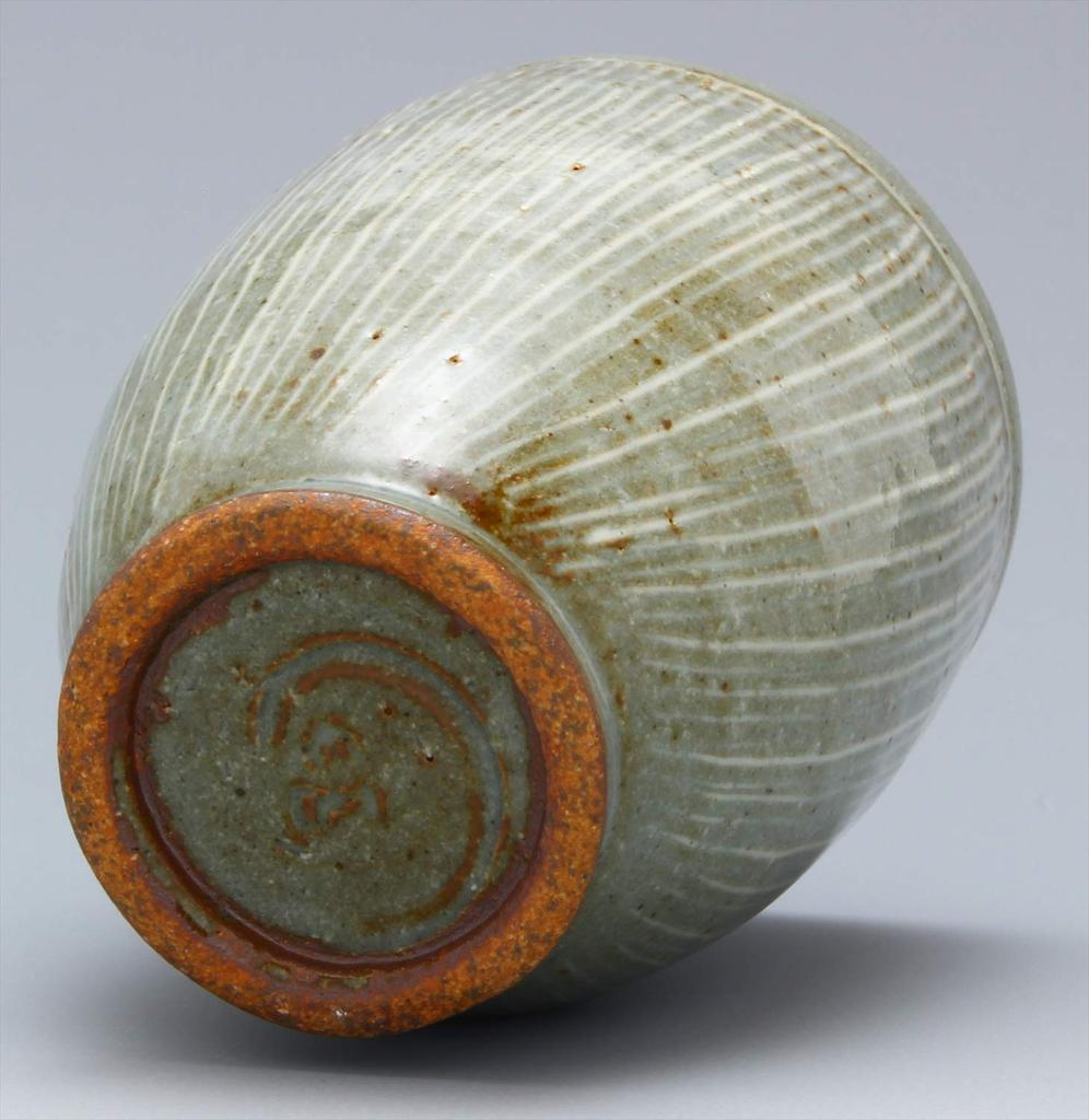 Mino ware teacup with Michio Ito Mishima carving pattern, approximately 190ml capacity, made in Japan, product number 046-0007