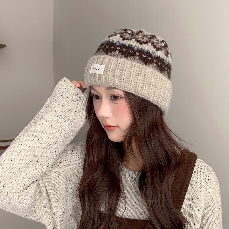 Новая вязаная шапка в стиле Fair Isle для женщин на осень и зиму, свободная, для большого обхвата головы, теплая шапка для защиты ушей, открывающая лицо, шерстяная шапка