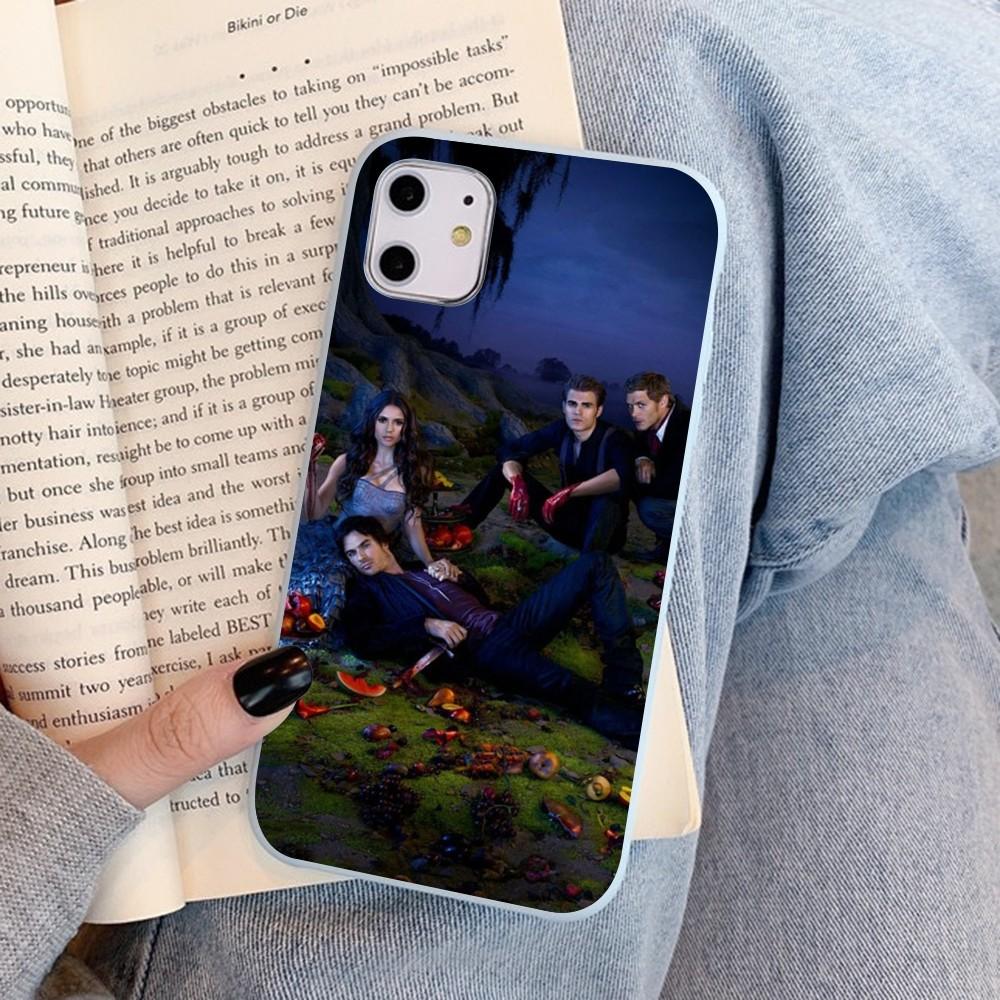Американский фильм Дневники вампира Чехол для телефона Для IPhone 14 11 12 13 Mini Pro Xs Max 8 7 6 6S Plus X XR Сплошной чехол конфетного цвета