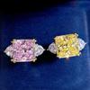 Благородное женское бриллиантовое кольцо S925 Silver High Carbon Diamond 5 Carat Square Poodle Yellow Powder Diamond Ring Impact Ring для женщин