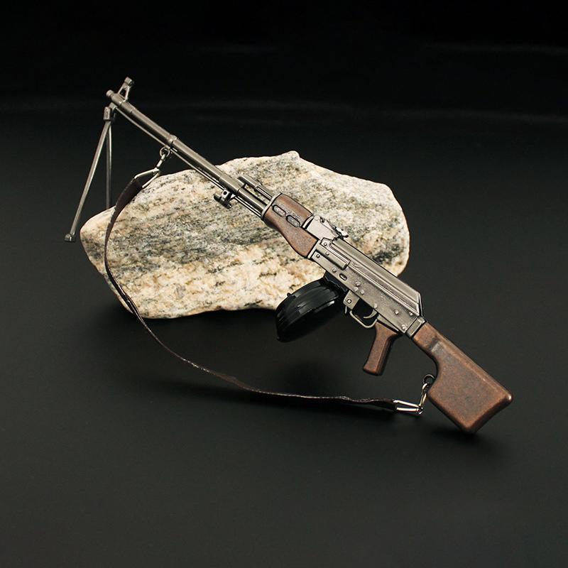 Металлическая миниатюрная модель РПК 20 см, 1:6 Игровых Украшений из Цинкового Сплава, Съемный Барабанный Магазин, Складная Сошка, Нестреляющая Игрушка Подарок