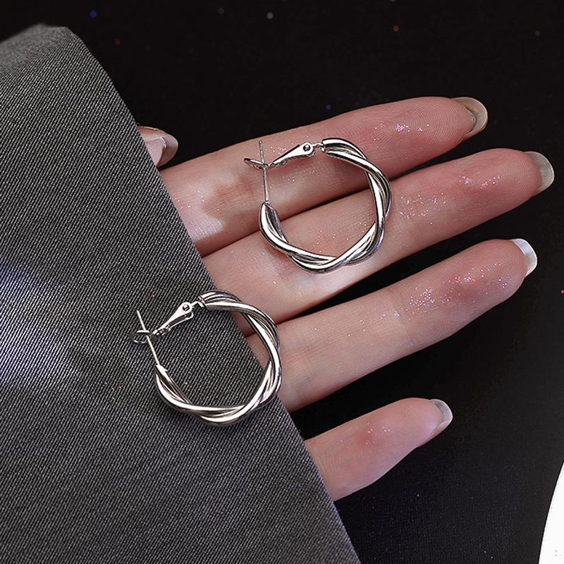 Vintage Simple Braid Round Circle Drop Earrings for Women Party Golden Silver Color Dangle Earrings Trendy Geometry Jewelry Gift