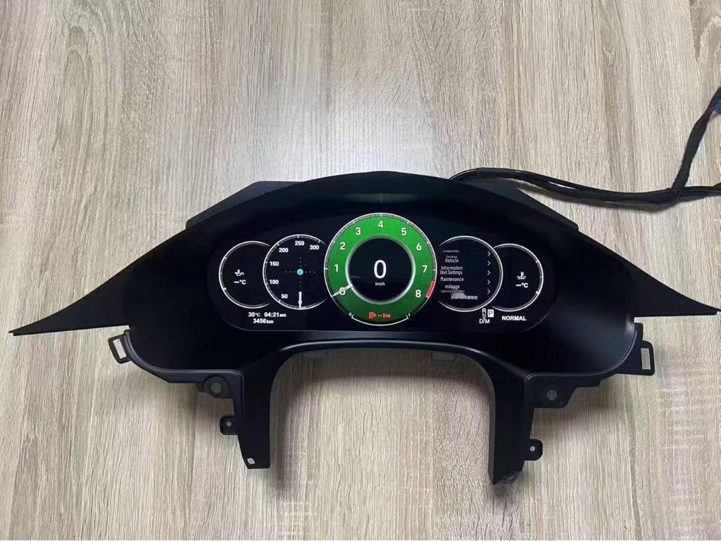 Цифровая приборная панель Porsche Panamera, Исключительно для трансграничного использования