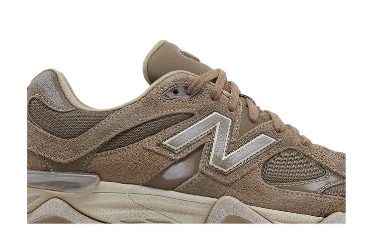 Мужские кроссовки New Balance 9060 Mushroom Timberwolf Mushroom/Dark Mushroom/Timberwolf