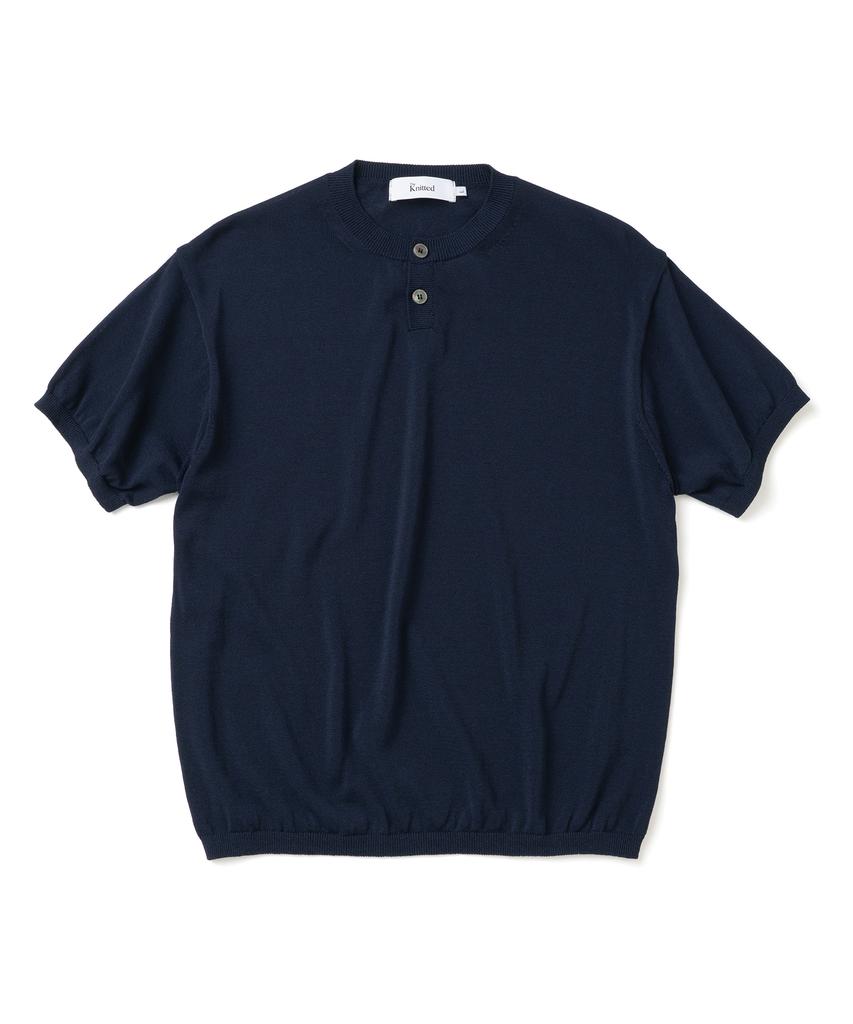 KNITTED Shellon Cooling Single Crop Henley Neck Knit Navy