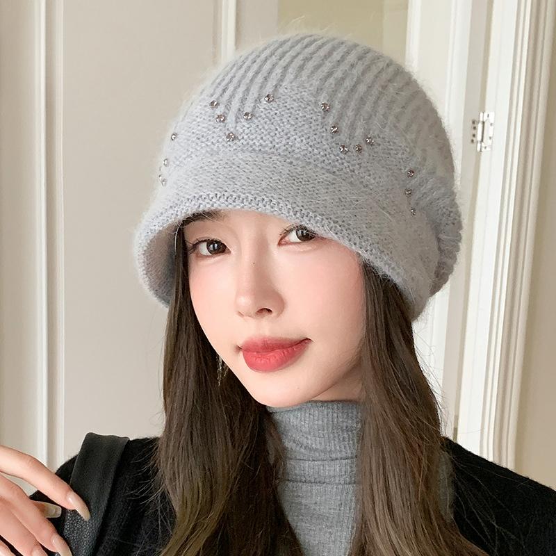 Women's Warm & Cozy Knit Beanie Hat: Solid Color Winter Ear Protection for Outdoor Activities