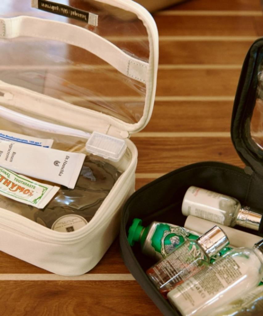 Double Layer Cosmetic Pouch [Ivory]