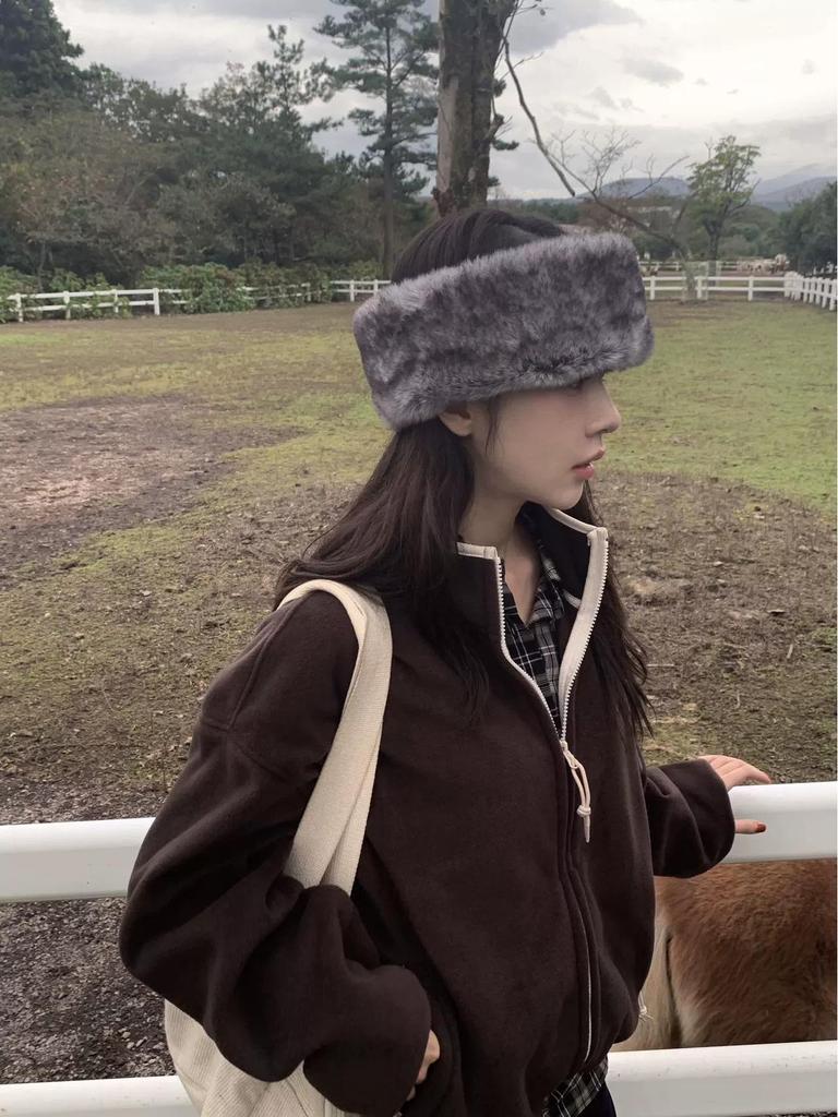 Женская ретро флисовая куртка с воротником-стойкой - стиль осени 2025