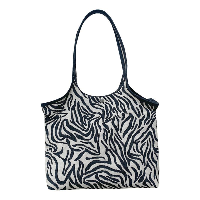 Сумка-тоут с принтом зебры большой вместимости