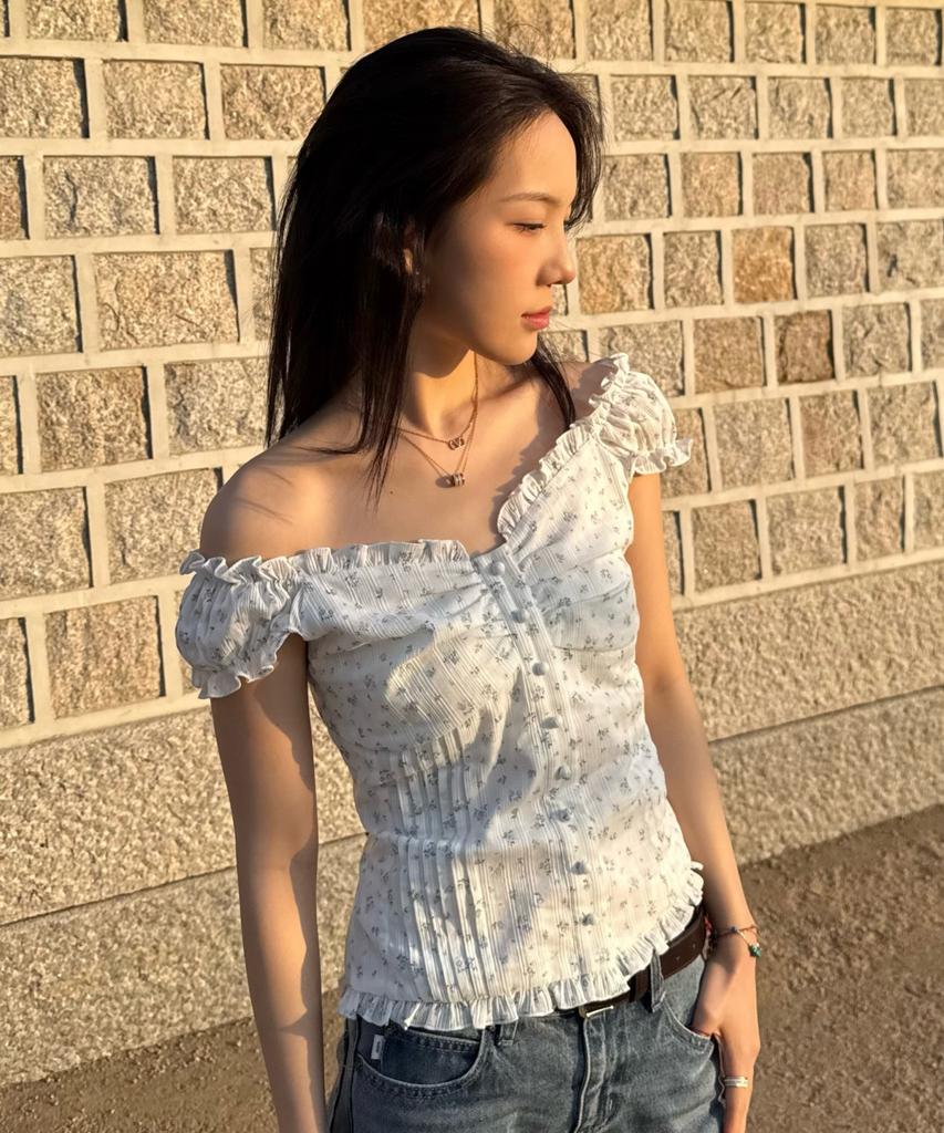 LOTSYOU Lotsyou_Ella Blouse Ivory