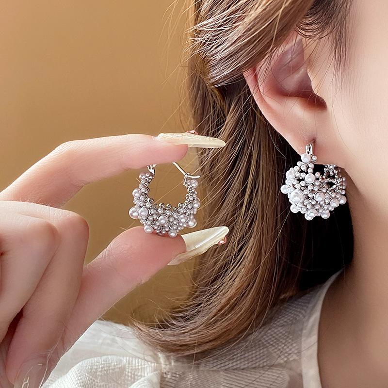 Французские ретро премиум серьги-гвоздики с имитацией жемчуга, покрытие из настоящего золота, легкая роскошь, нишевые геометрические серьги